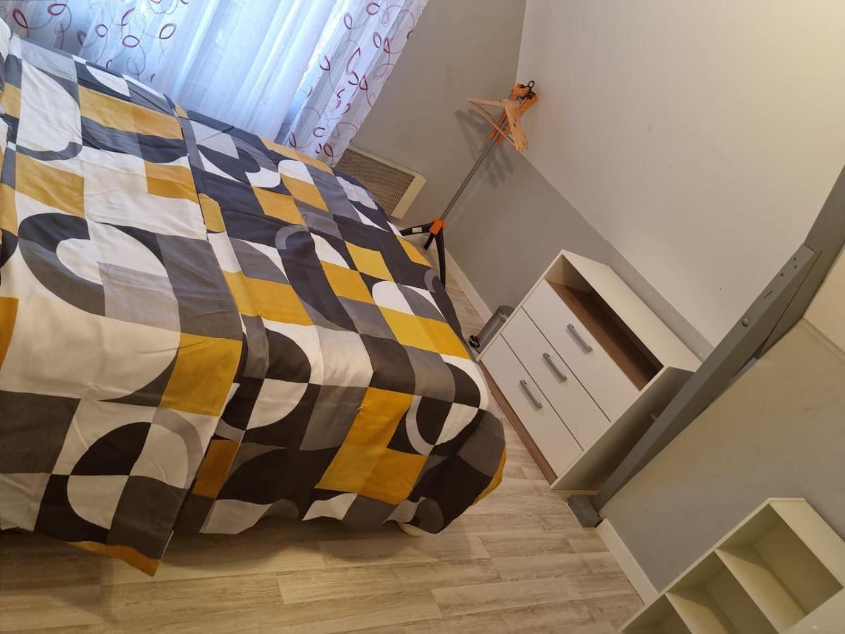 Belle Chambre Avec Balcon Arques  Exterior foto